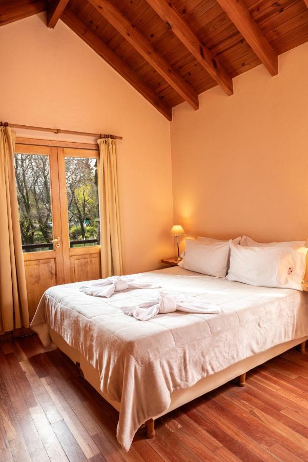 El Viejo Nogal Aparthotel San Martin de los Andes Exterior photo