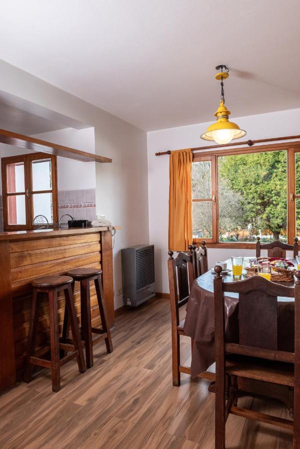 El Viejo Nogal Aparthotel San Martin de los Andes Exterior photo