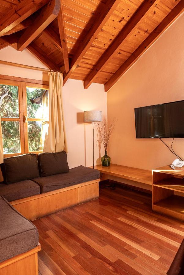 El Viejo Nogal Aparthotel San Martin de los Andes Exterior photo